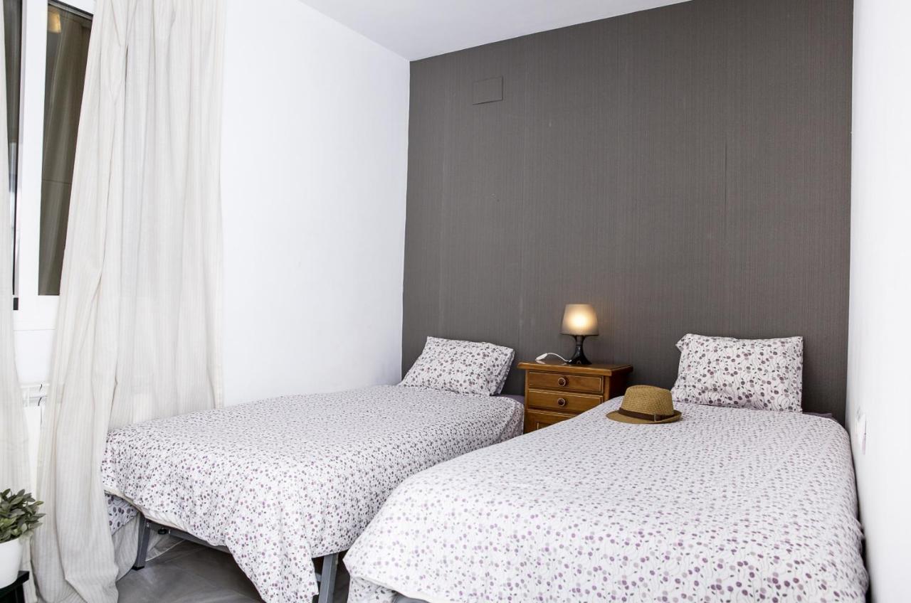 Sea & Wave Palencia Superior Pool Apartment Malaga Luaran gambar